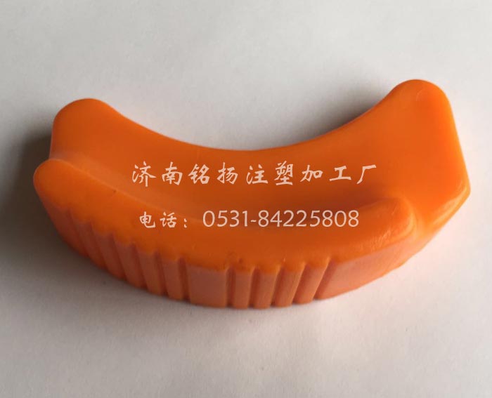 廈門工控機中車載工控機配置介紹